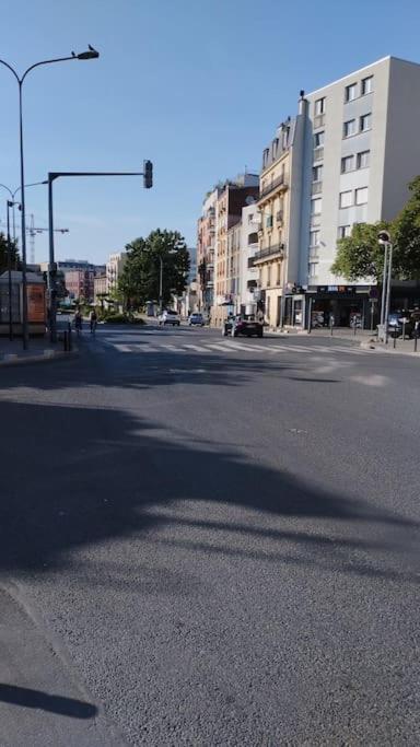 Joli Appart A 10 Minutes De Paris En Metro - Parking Offert Saint-Ouen  Exterior photo